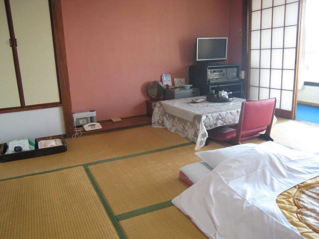 Futtsu Kajiya Ryokan חדר תמונה