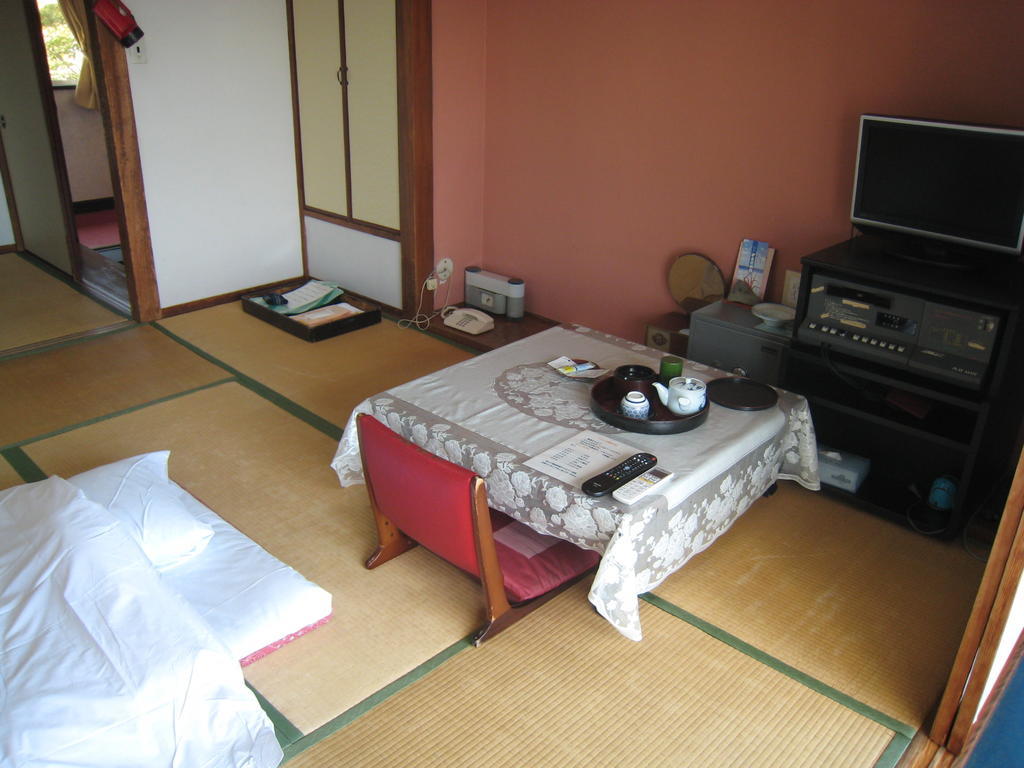 Futtsu Kajiya Ryokan חדר תמונה